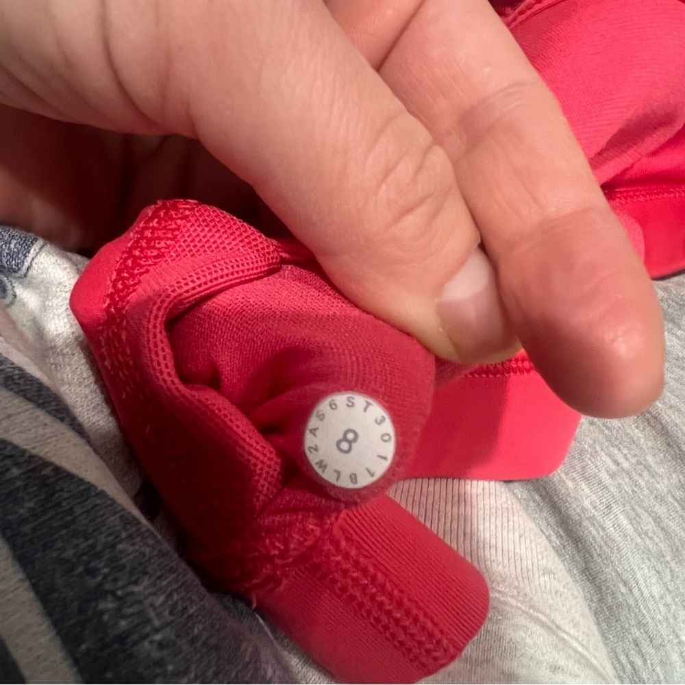 Lululemon Flow Y Bra - Picture 6 of 7